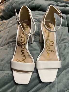 Sam Edelman White Ankle-Strap Block Heel Sandals (SZ. 7)
